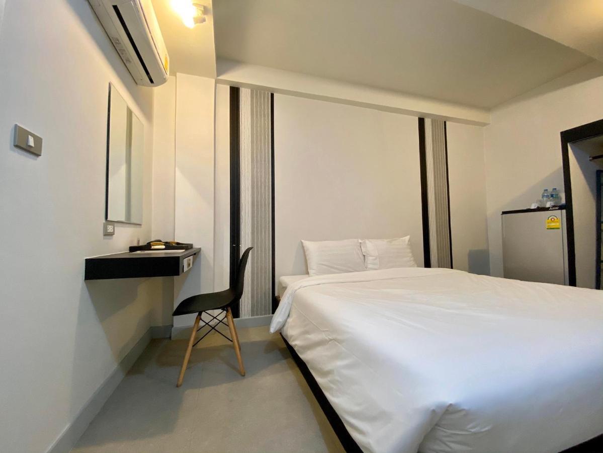 Отель Beam House Patong Экстерьер фото